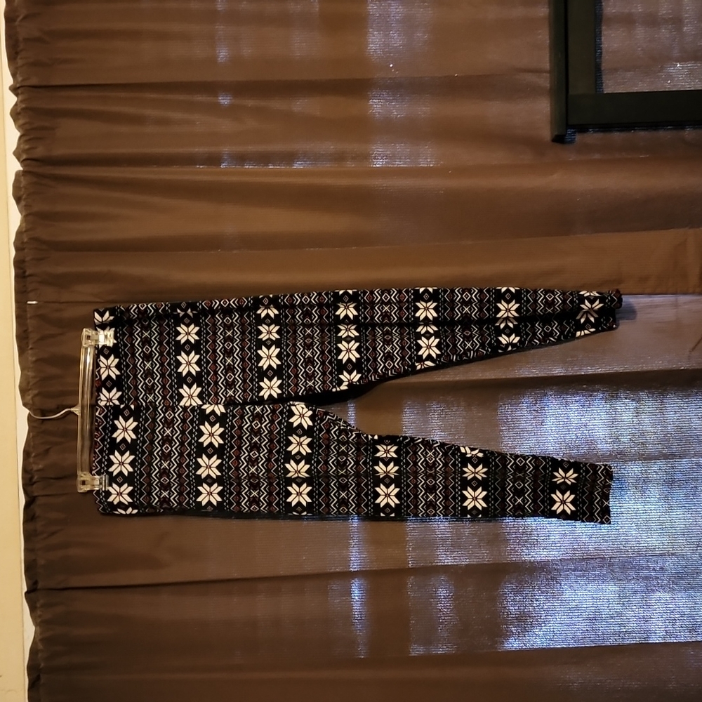 🎆 No Boundaries Snowflake Leggings XXL Black White Winter